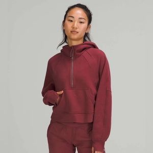 Lululemon maroon scuba